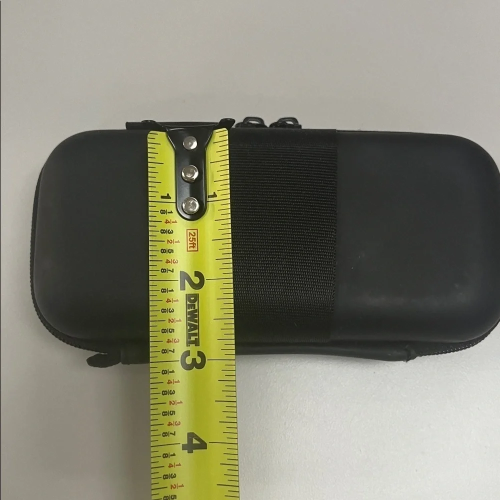 Luenx Black hard zip up Sunglasses Case with inside netting / preowned